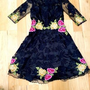 Floral mini dress xs
